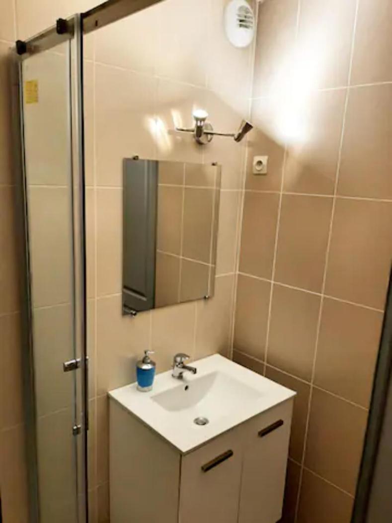 Le Petit Charmeur, Parking, Wifi, Gare Daire Flers  Dış mekan fotoğraf