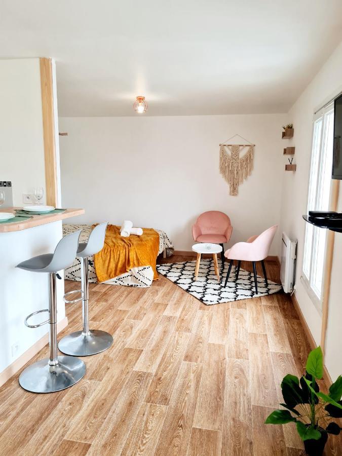 Le Petit Charmeur, Parking, Wifi, Gare Daire Flers  Dış mekan fotoğraf